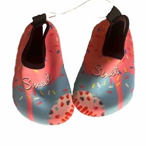 Kids‎ toddler girls pink Sweet water shoes. Size 6/7